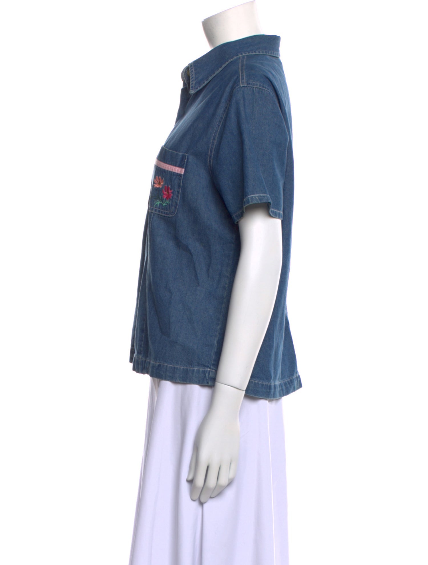 Bill Blass Short Sleeve Button-Up Top