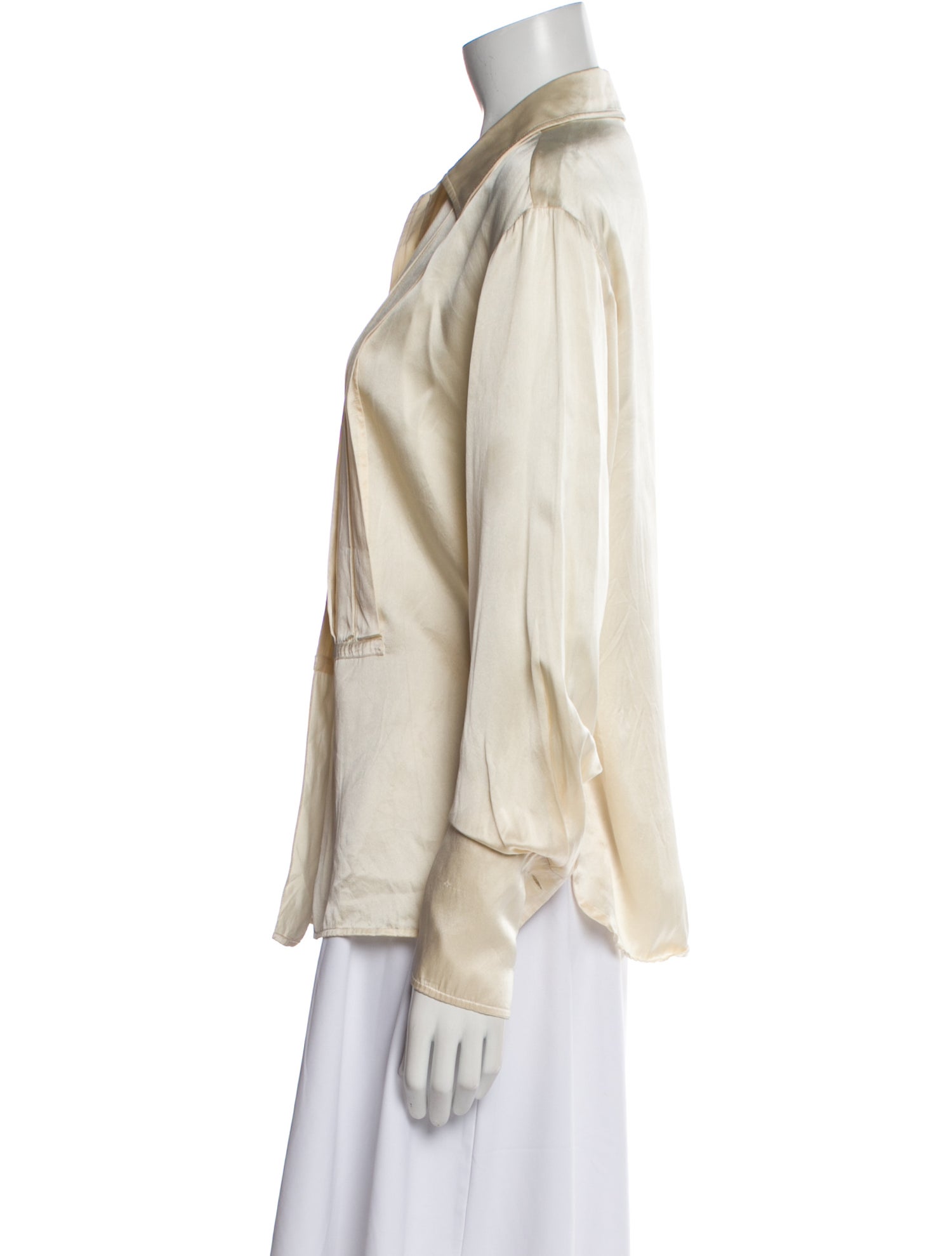 Bill Blass Long Sleeve Button-Up Top