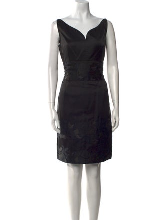 Bill Blass V-Neck Knee-Length Dress