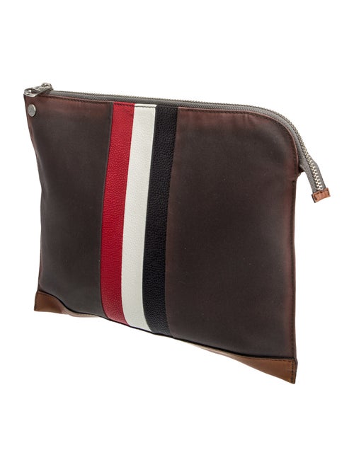 Black Fleece Canvas Portfolio