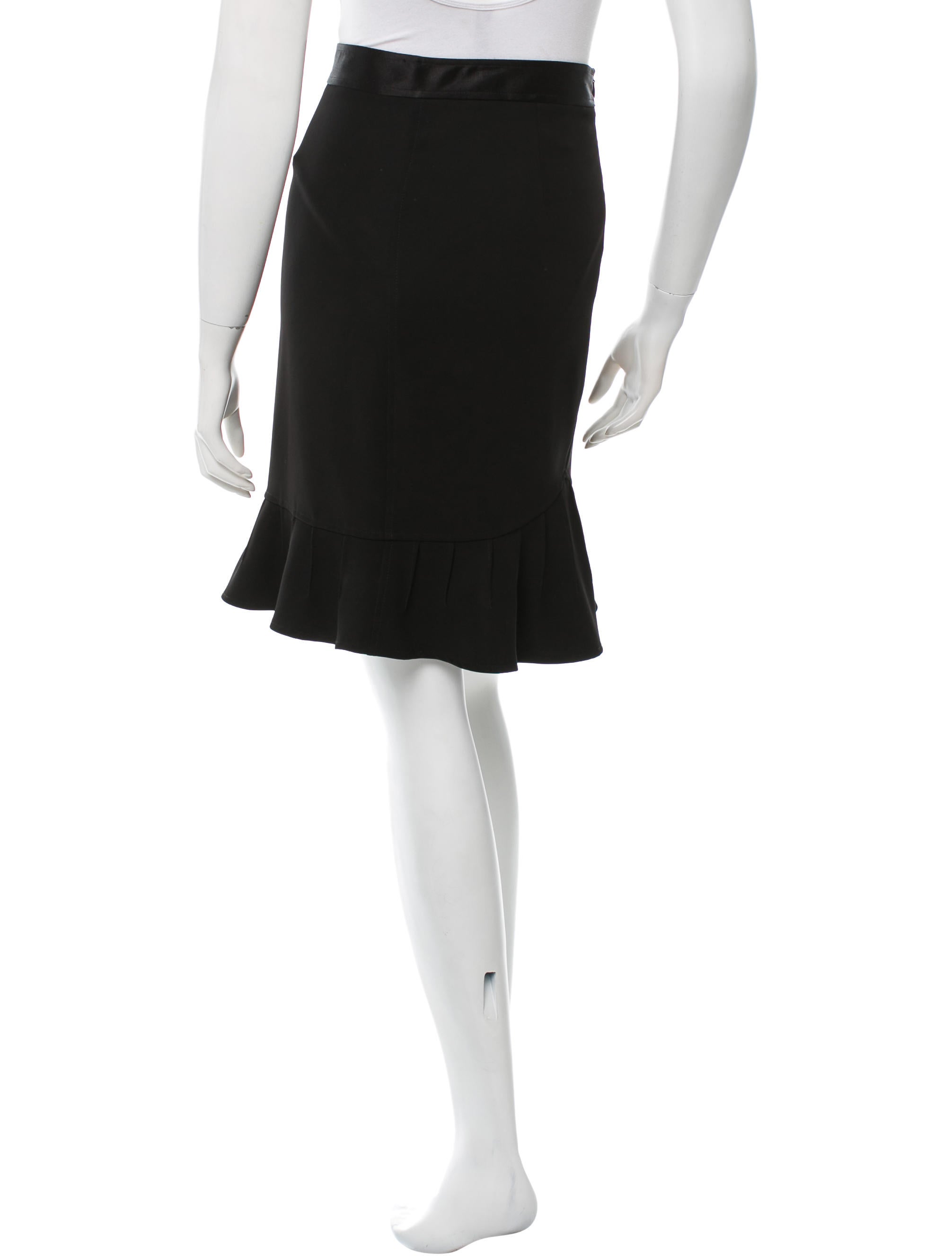 Blumarine KneeLength Ruffle Hem Skirt Clothing BLU23749 The RealReal