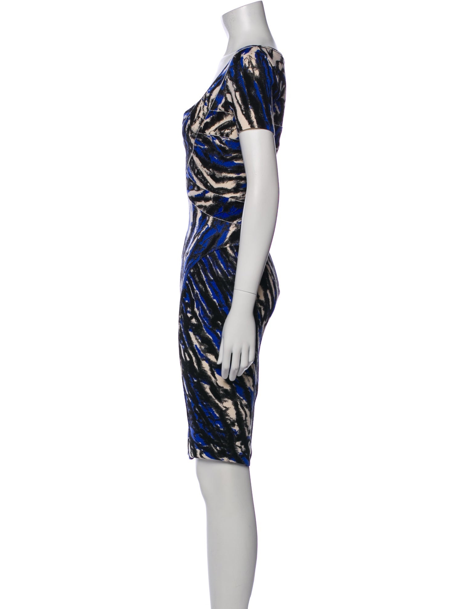 Blumarine Wool Knee-Length Dress