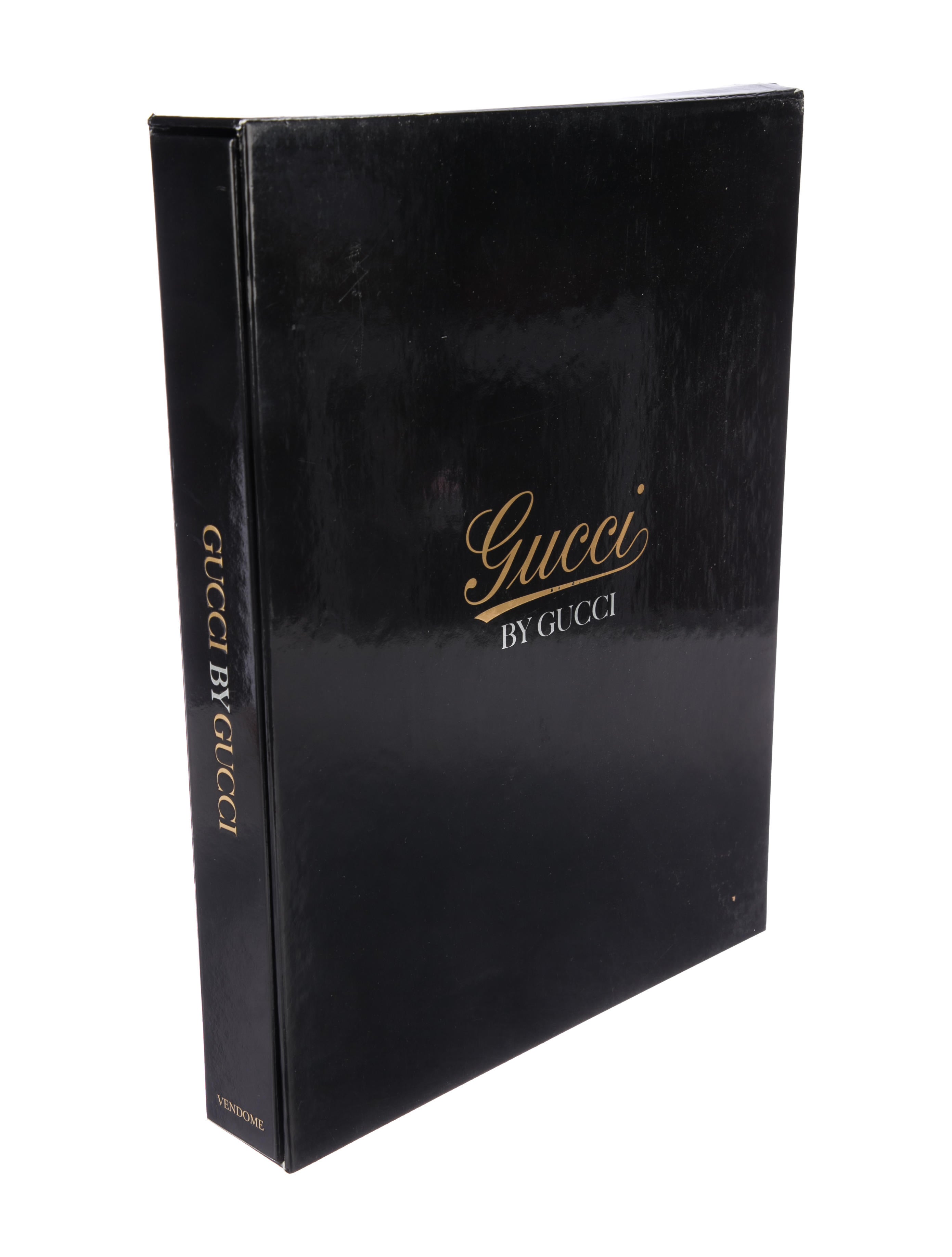 Book Gucci by Gucci: 85 Years of Gucci - Black Books