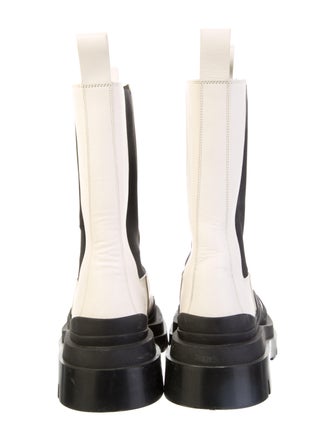 Bottega Veneta Tire Leather Chelsea Boots