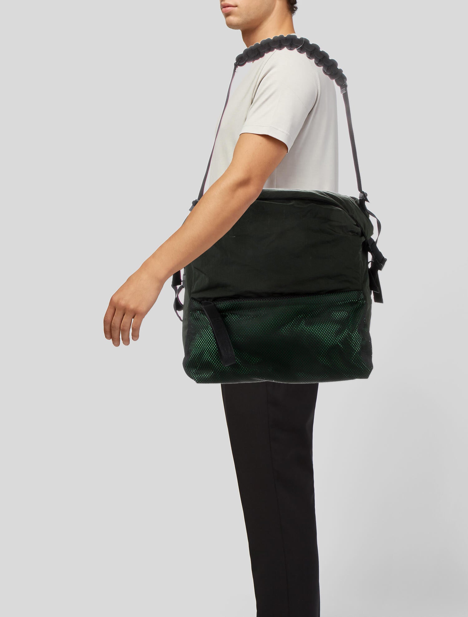 Bottega Veneta Paper Touch Nylon Messenger Bag - Green