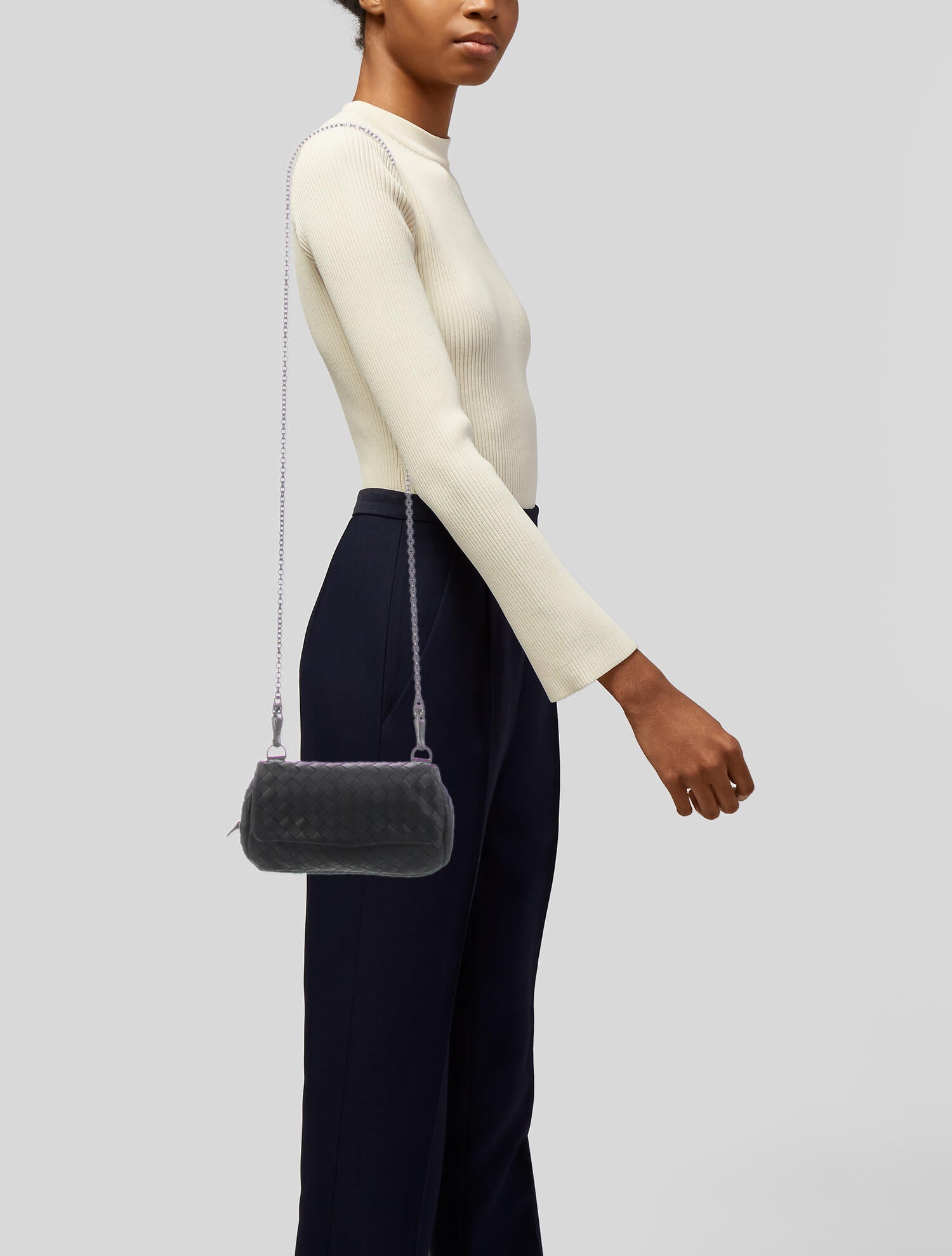 Bottega Veneta Intrecciato Mini Expandable Crossbody Bag - Black