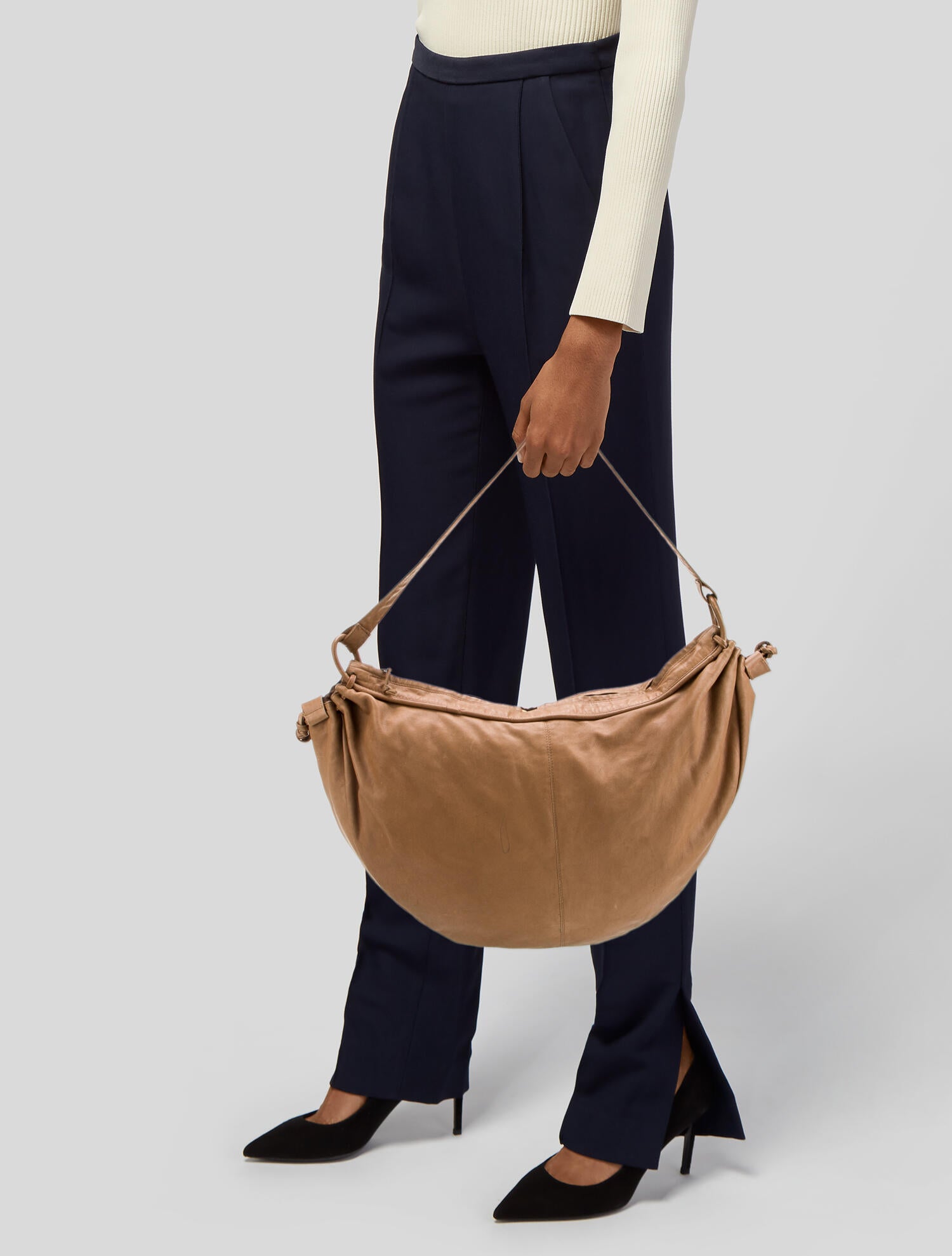 Arqué Patent Leather Hobo Bag