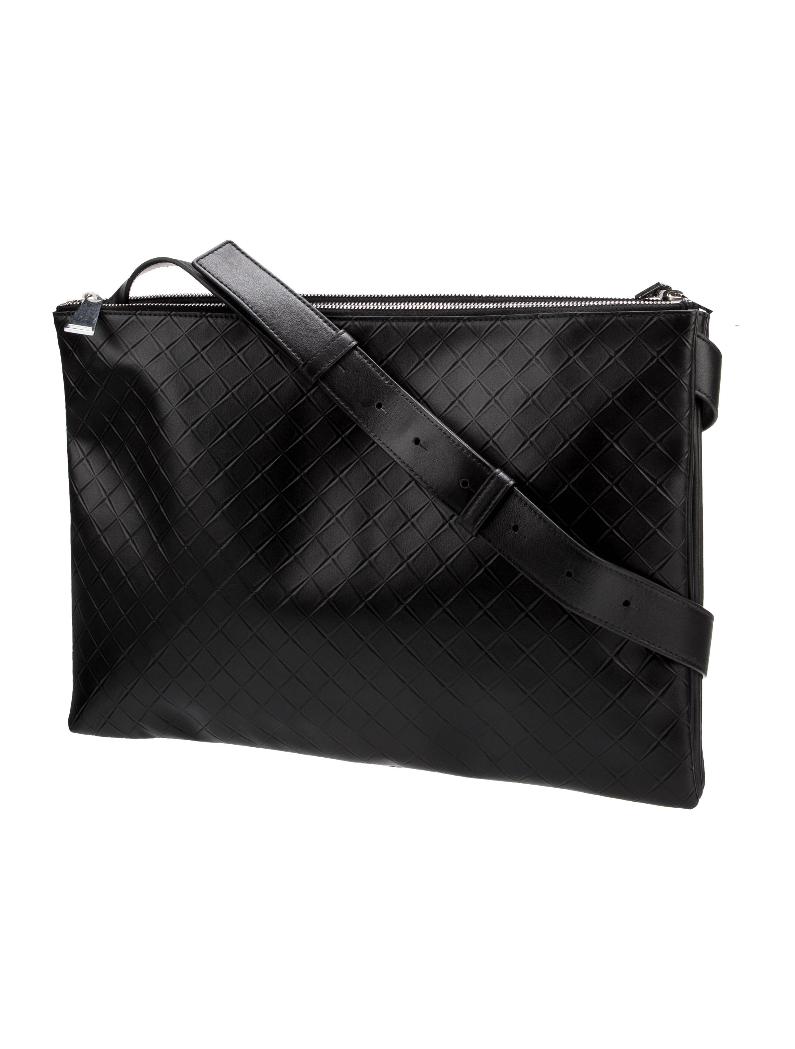 Salvatore Ferragamo Leather Messenger Bag Black Messenger Bags, Bags SAL284856 The RealReal