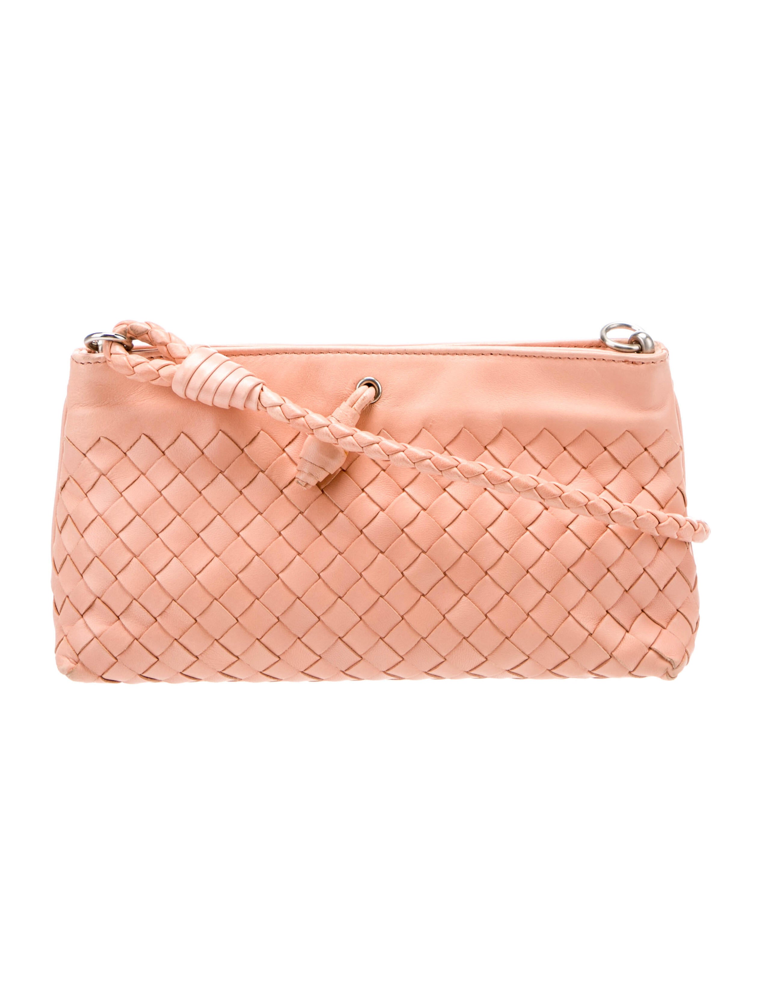 Bottega Vintage Nappa Intrecciato Pochette Pink Shoulder Bags