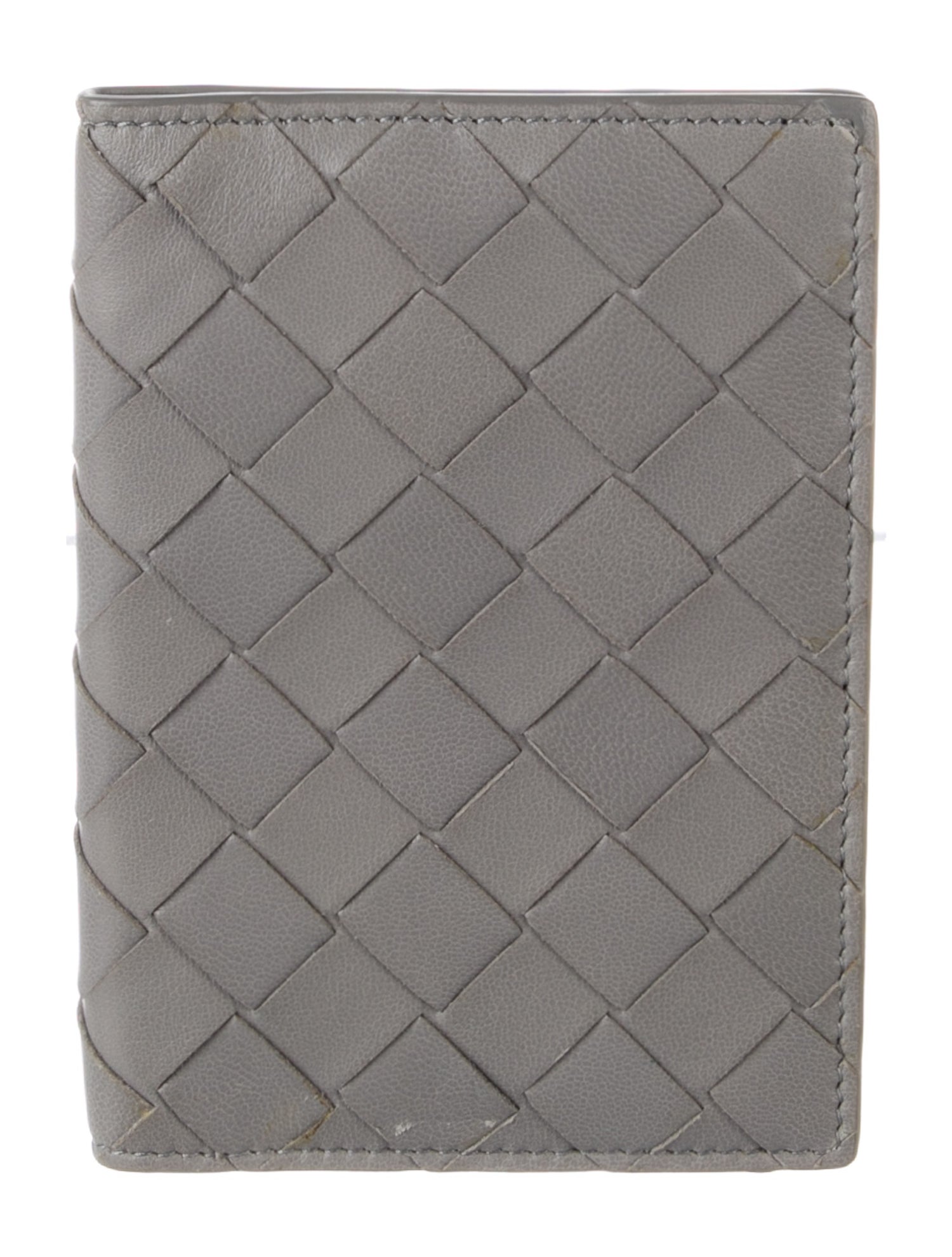 Bottega Veneta Intrecciato Weave Leather Passport Holder - Grey