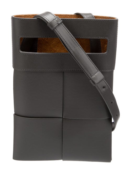 Bottega Veneta Maxi Intrecciato Messenger Bag