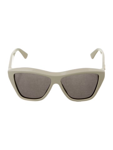 Bottega Veneta Sunglasses Cat-Eye Tinted