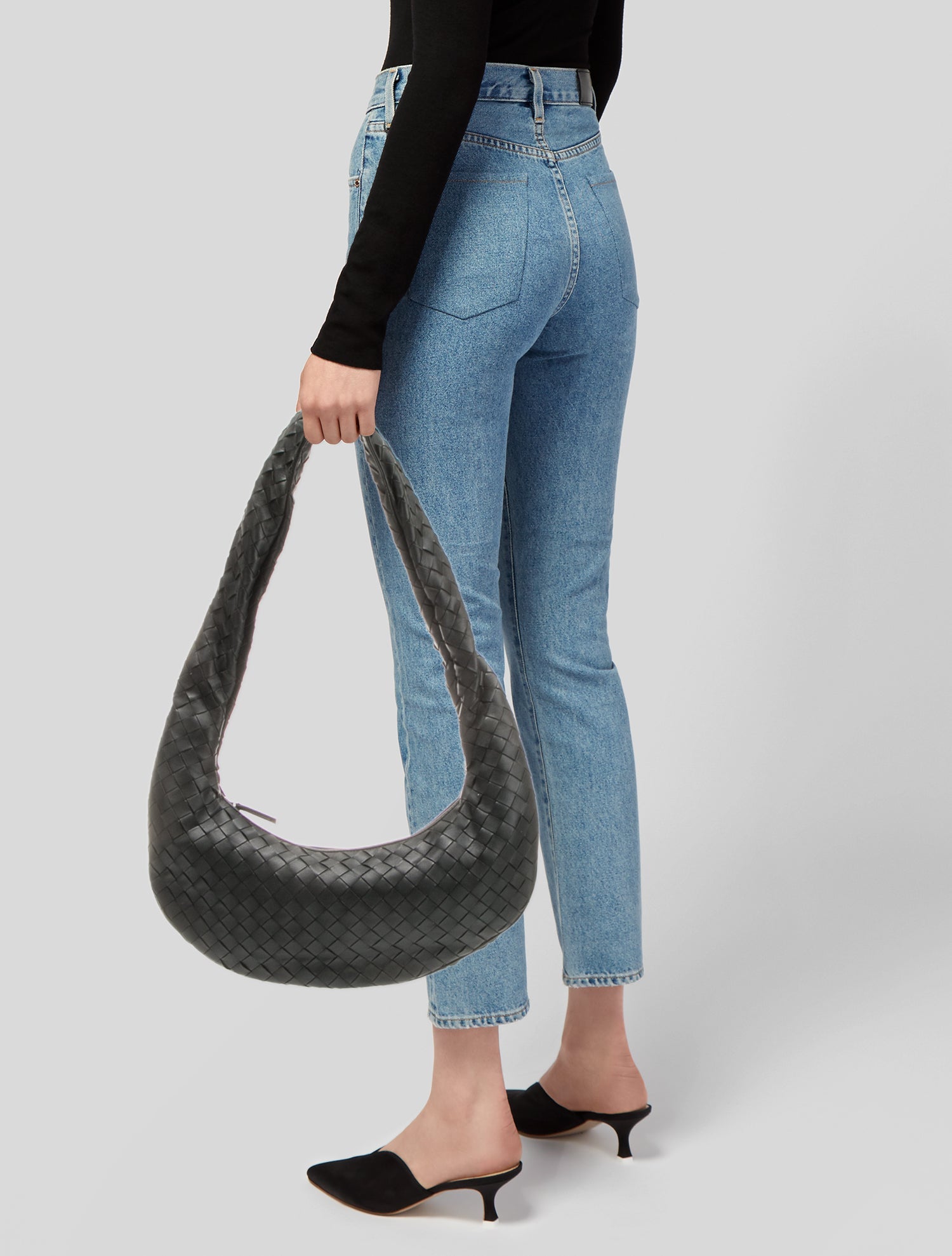 Bottega Veneta Intrecciato Buddy Medium - Black Crossbody Bags