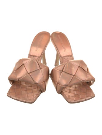 Bottega Veneta Intrecciato Weave Leather Slides