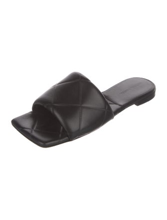 Bottega Veneta Quilted Pattern Leather Slides