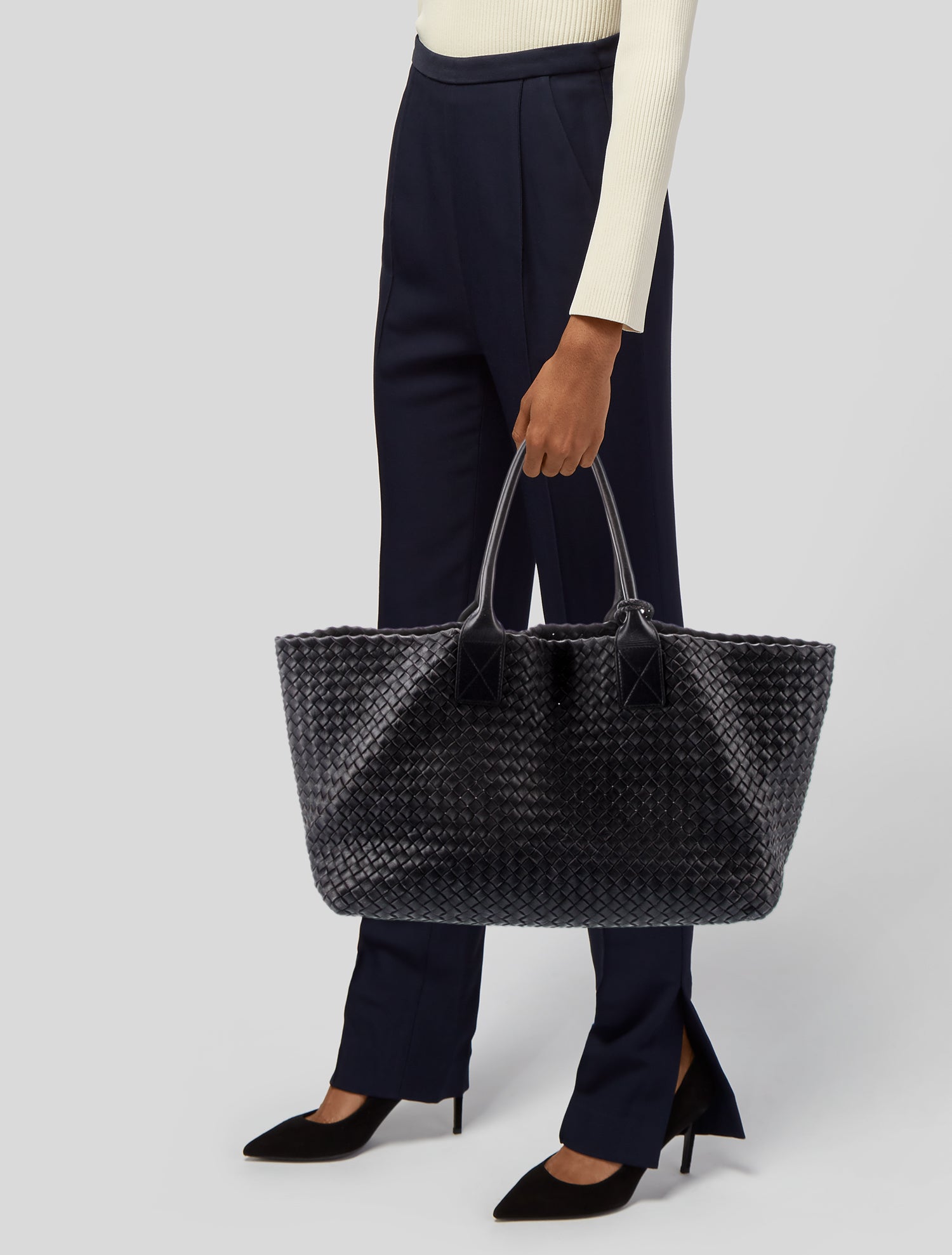 Bottega Veneta Intrecciato Cabat