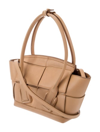 Bottega Veneta Intrecciato Arco Mini