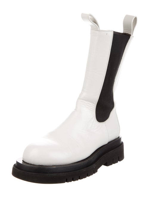 Bottega Veneta Leather Chelsea Boots
