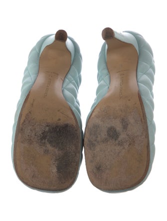 Bottega Veneta Quilted Pattern Leather Pumps