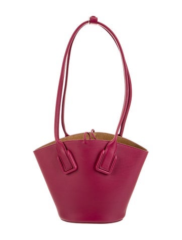 Bottega Veneta Bucket Bags Leather Basket Tote Small