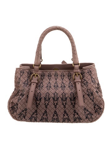 Bottega Veneta Totes Intrecciato Bucket Bag