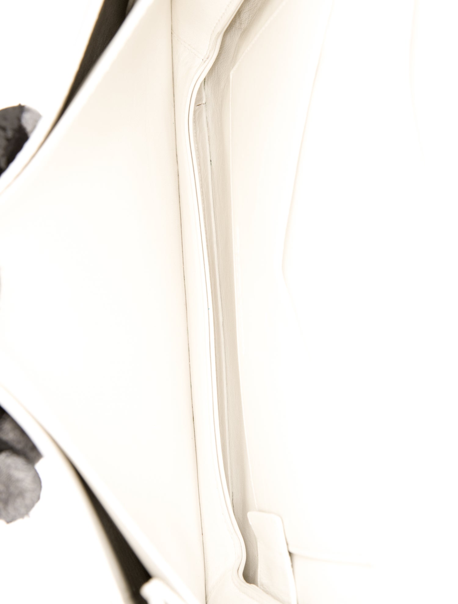 Bottega Veneta Leather Mount