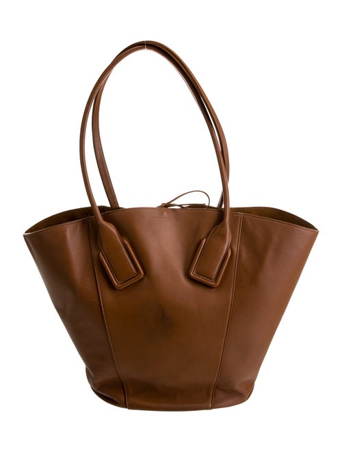 Bottega Veneta Leather Bucket Bag
