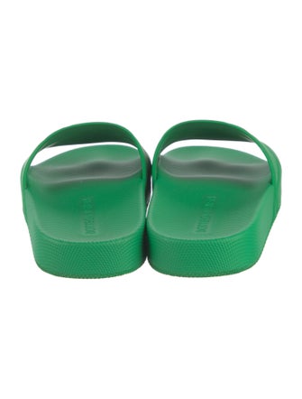 Bottega Veneta Quilted Pattern Rubber Slides