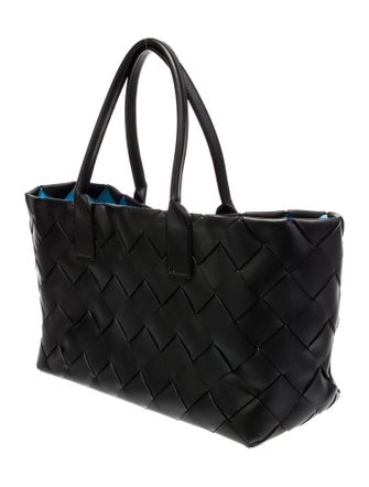 Bottega Veneta Intrecciato Maxi Cabat