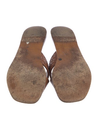 Bottega Veneta Intrecciato Weave Leather Slides