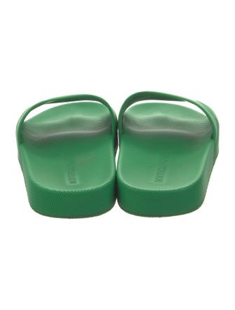 Bottega Veneta Intrecciato Weave Rubber Slides