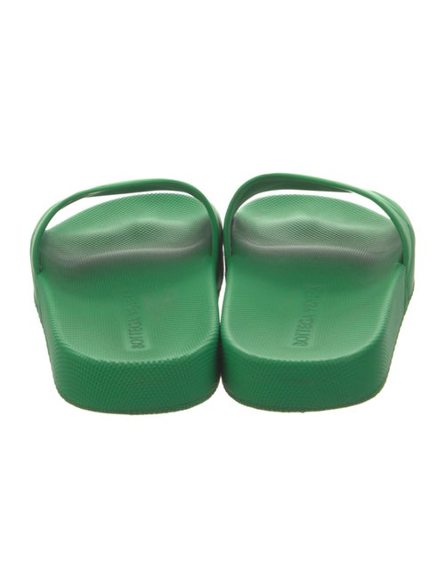 Bottega Veneta Intrecciato Weave Rubber Slides