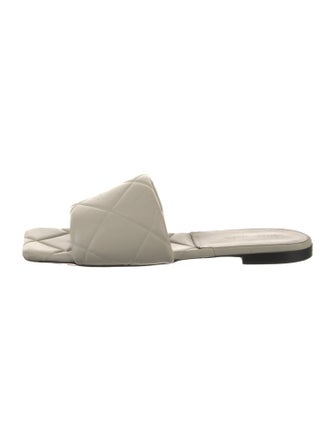 Bottega Veneta Quilted Pattern Leather Slides