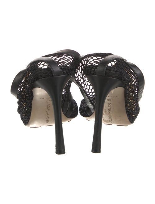 Bottega Veneta Mesh Chain-Link Accents Slingback Pumps