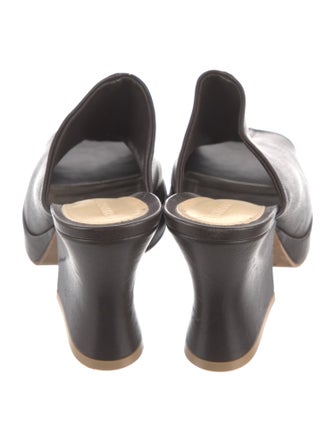 Bottega Veneta Leather Slides