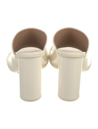 Bottega Veneta Leather Slides