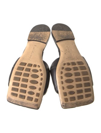 Bottega Veneta Quilted Pattern Leather Slides