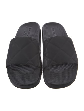Bottega Veneta Quilted Pattern Rubber Slides