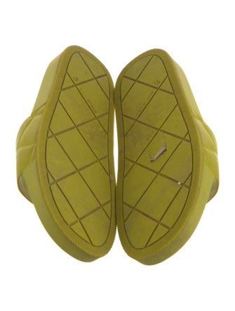 Bottega Veneta Intrecciato Weave Rubber Slides