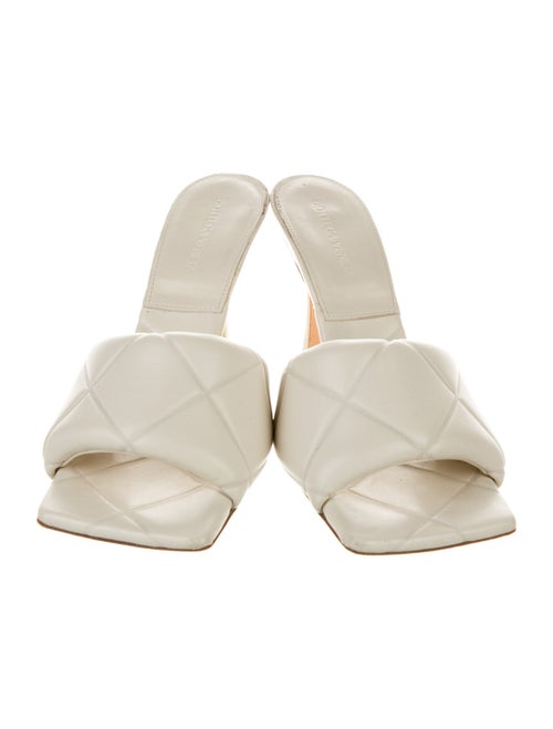 Bottega Veneta Quilted Pattern Leather Slides