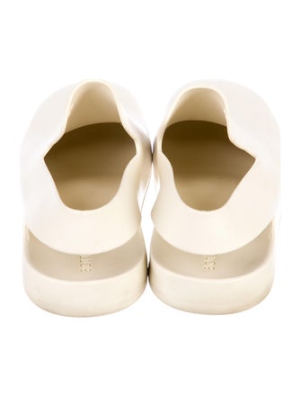 Bottega Veneta puddle clogs Rubber Mules