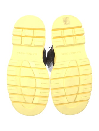 Bottega Veneta Leather Chelsea Boots