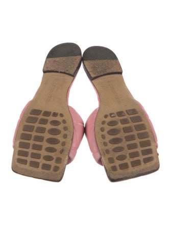 Bottega Veneta Quilted Pattern Leather Slides