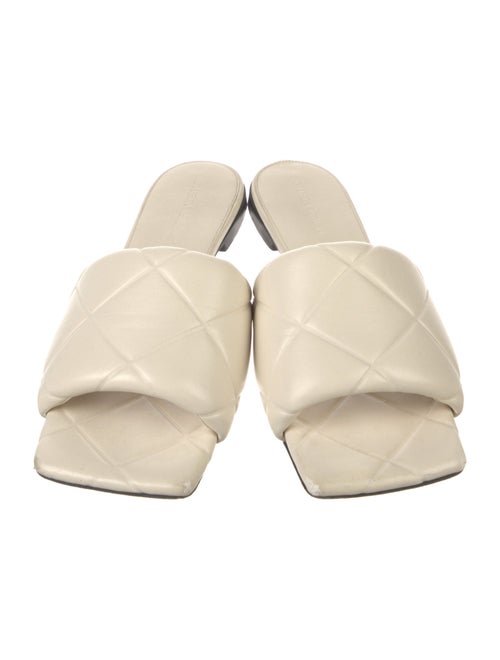 Bottega Veneta Quilted Pattern Leather Slides