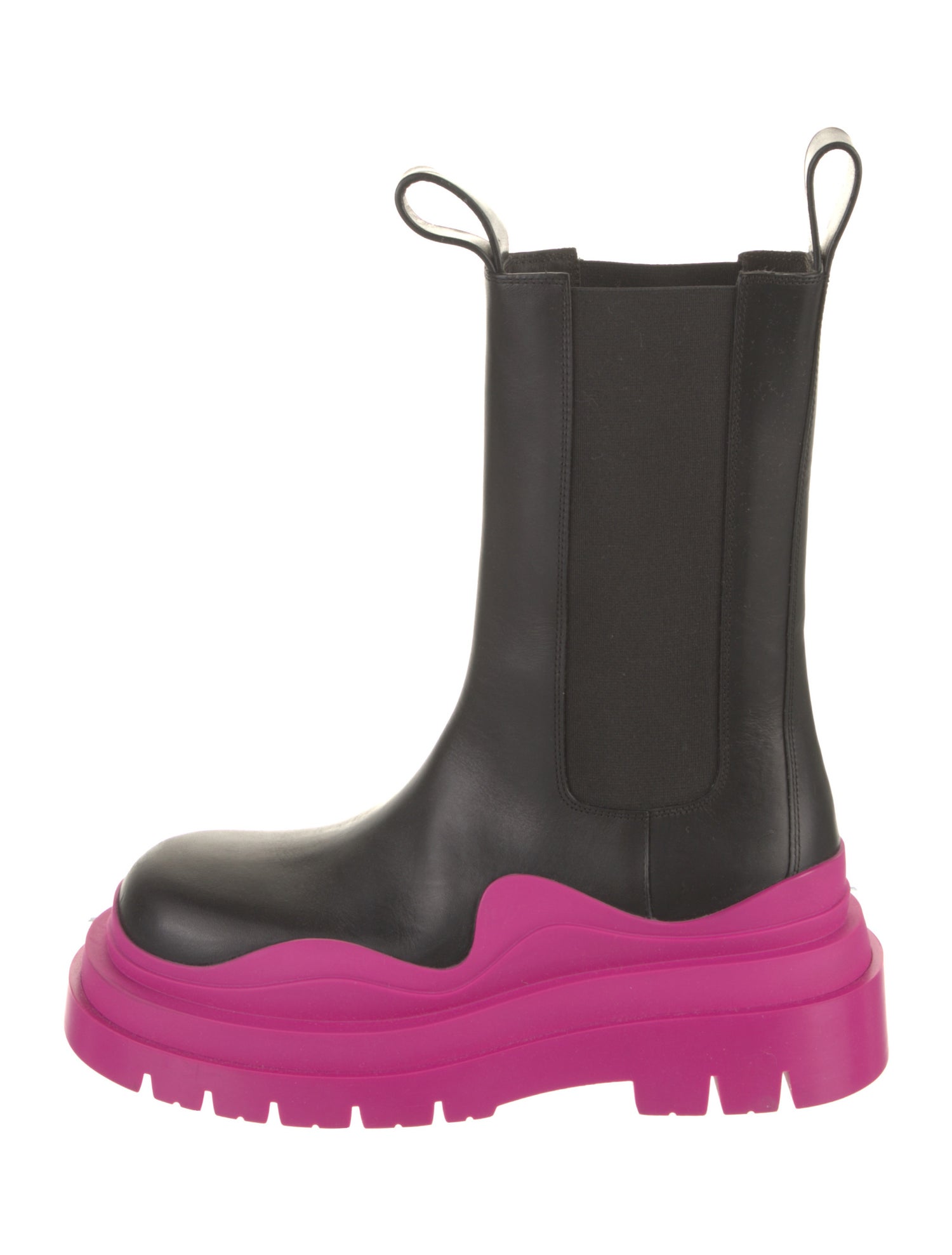 Bottega Veneta Leather Chelsea Boots