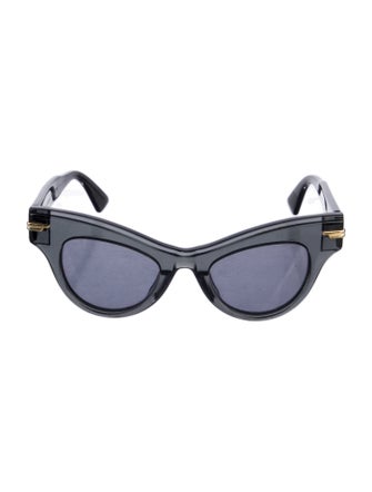 Bottega Veneta Cat-Eye Tinted Sunglasses