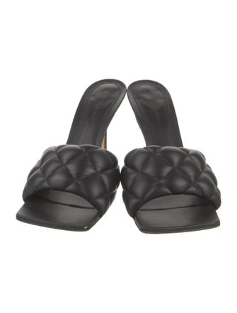 Bottega Veneta Quilted Pattern Leather Slides