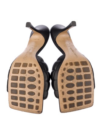 Bottega Veneta Quilted Pattern Leather Slides