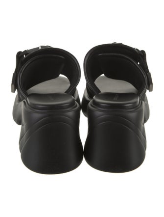 Bottega Veneta Canvas Slides