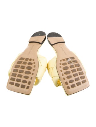 Bottega Veneta Intrecciato Weave Leather Slides